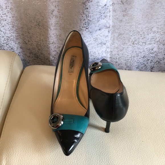 Prada Shoes Authentic - Picture 4 of 8